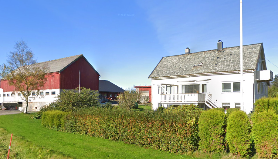 Kroknes Suites property